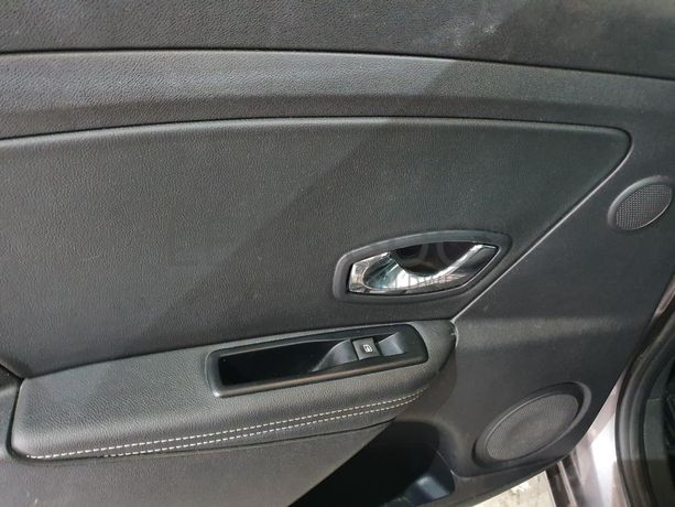 Renault Mégane 1.6 DCI · Ano 2014