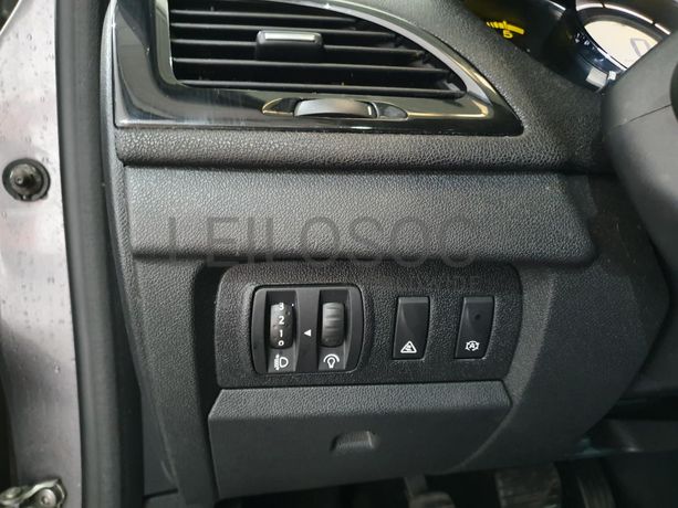 Renault Mégane 1.6 DCI · Ano 2014