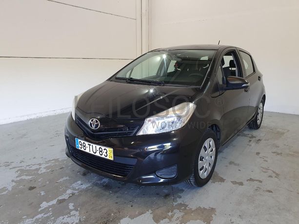 Toyota Yaris 1.0 · Ano 2012