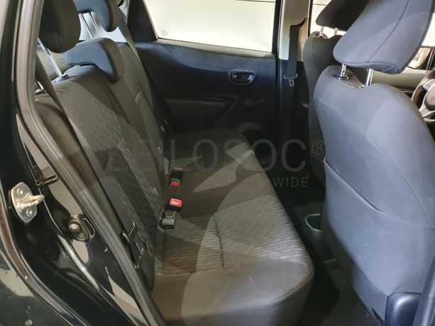 Toyota Yaris 1.0 · Ano 2012