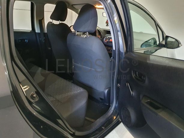 Toyota Yaris 1.0 · Ano 2012