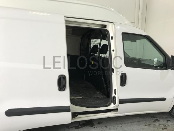 Fiat Doblo 1.6 D Multijet · Ano 2015