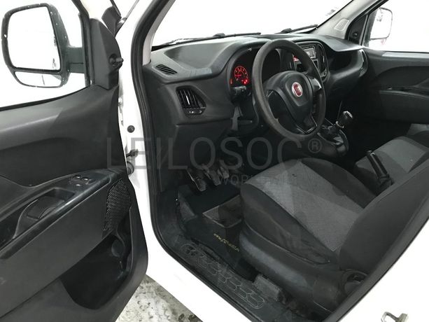 Fiat Doblo 1.6 D Multijet · Ano 2015