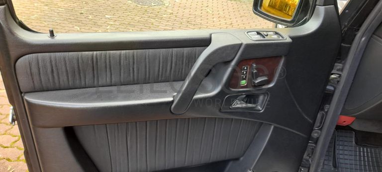 Mercedes-Benz G 270 CDI · Ano 2003