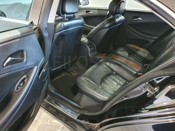 Mercedes-Benz CLS 320 3.0 CDI · Ano 2007