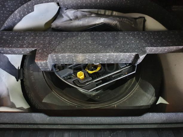 Peugeot 2008 1.4 HDI · ANO 2014