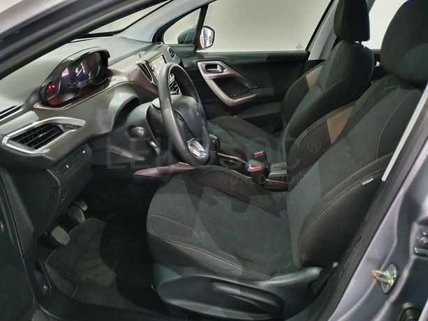 Peugeot 2008 1.4 HDI · ANO 2014
