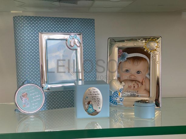 Mealheiro + Moldura de Bebé + Medalha de Berço + Caixa para dente + Álbum de Fotografias