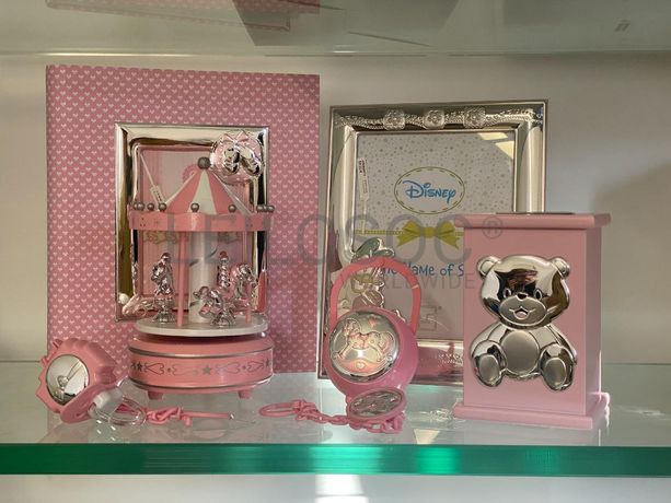 Mealheiro + Moldura de Bebé + Porta-chupetas + Caixa de Música + Álbum de Fotografias