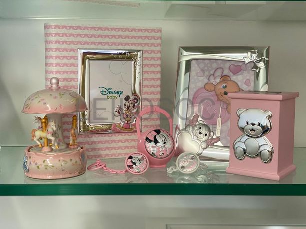Mealheiro + Moldura de Bebé + Porta-chupetas + Caixa de Música + Álbum de Fotografias