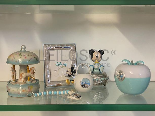 Moldura de Bebé + Caixas de Música + Porta-chupetas + Luz de Presença