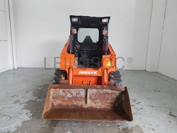 Mini Pá Carregadora Doosan 440 PLUS · Ano 2010