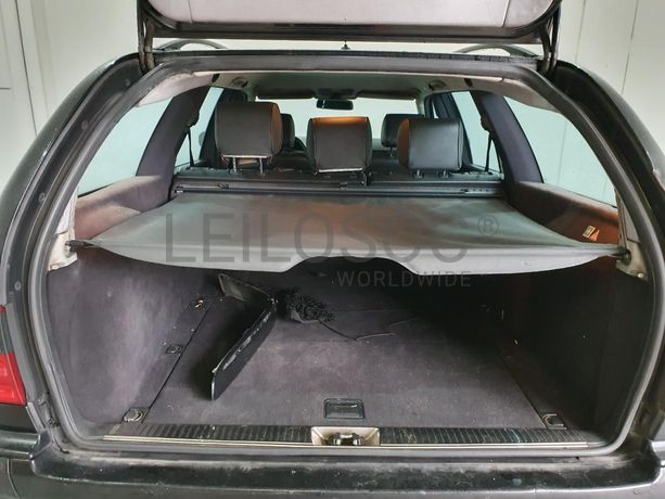 Mercedes-Benz E220 2.2 CDI · Ano 2000