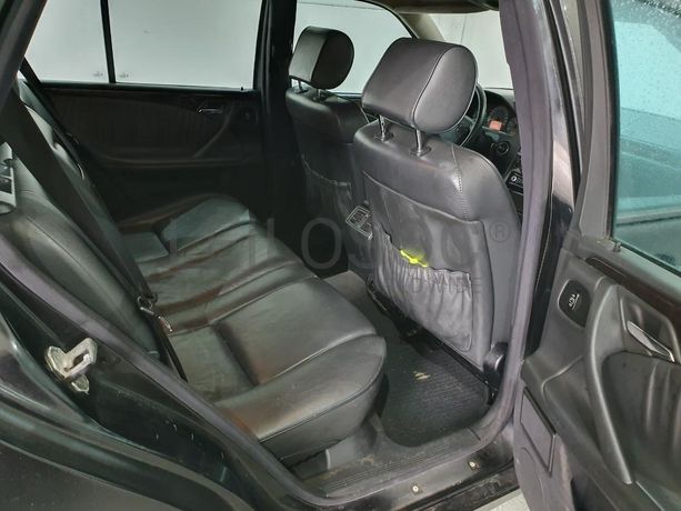 Mercedes-Benz E220 2.2 CDI · Ano 2000