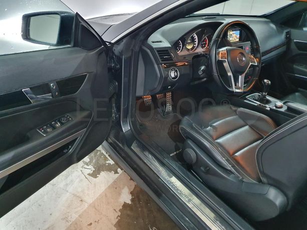 Mercedes- Benz E250 CDI Kit AMG · Ano 2012