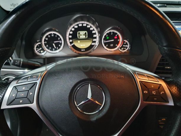 Mercedes- Benz E250 CDI Kit AMG · Ano 2012