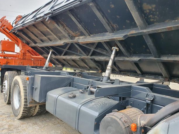 Renault Premium com Grua Atlas Copco 13.01 Basculante