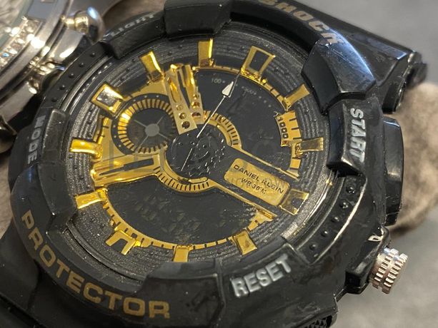 Relógios CELSUS e D-SHOCK (Daniel Klein)
