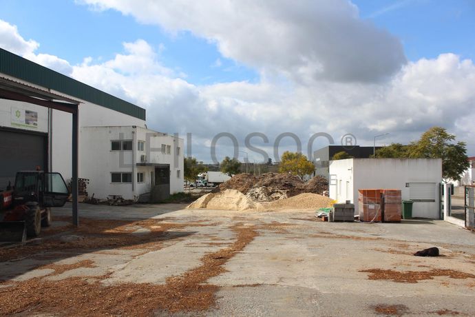 Armazém Industrial · Cuba