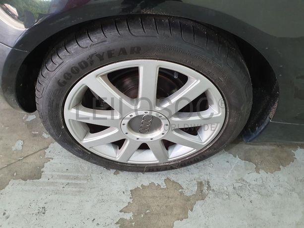 Audi A4 Cabrio 2.0 TDI · Ano 2007