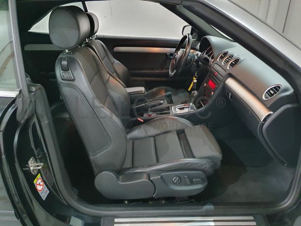 Audi A4 Cabrio 2.0 TDI · Ano 2007
