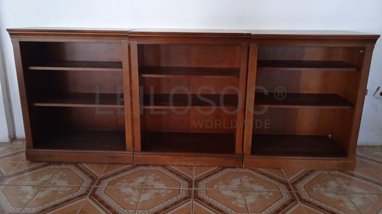 Mobiliário de escritório ·