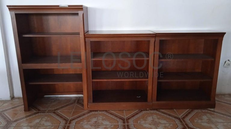 Mobiliário de escritório ·