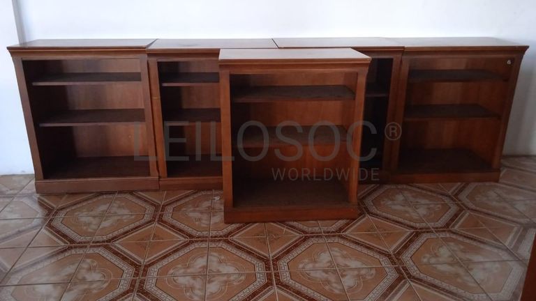 Mobiliário de escritório ·