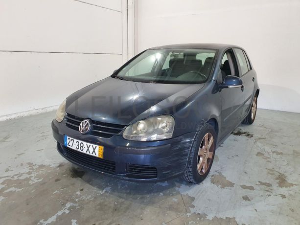 Volkswagen Golf 1.4 FSI · Ano 2004