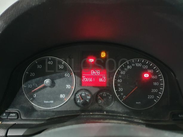 Volkswagen Golf 1.4 FSI · Ano 2004