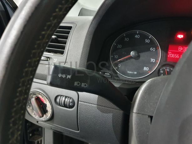 Volkswagen Golf 1.4 FSI · Ano 2004