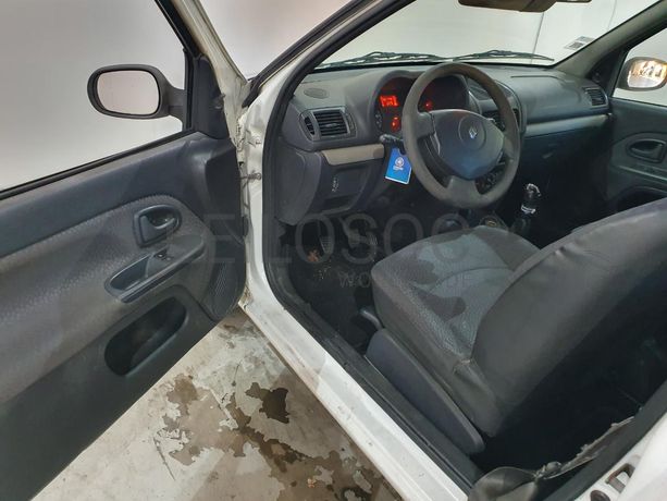 Renault Clio 1.5 DCI · Ano 2007