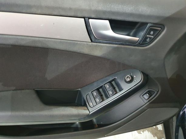 Audi A4 2.0 TDI · Ano 2009