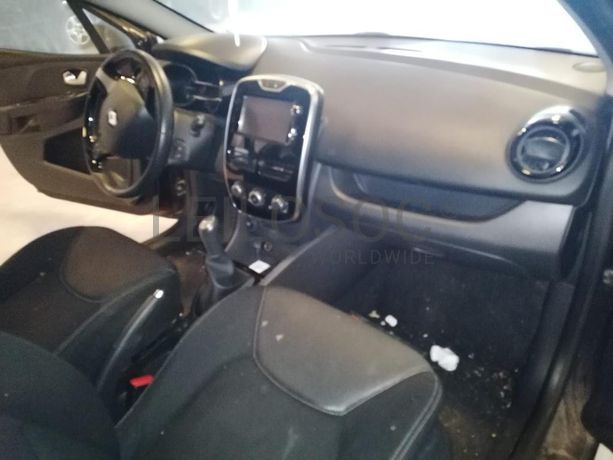 Renault Clio 1.5DCI · Ano 2015