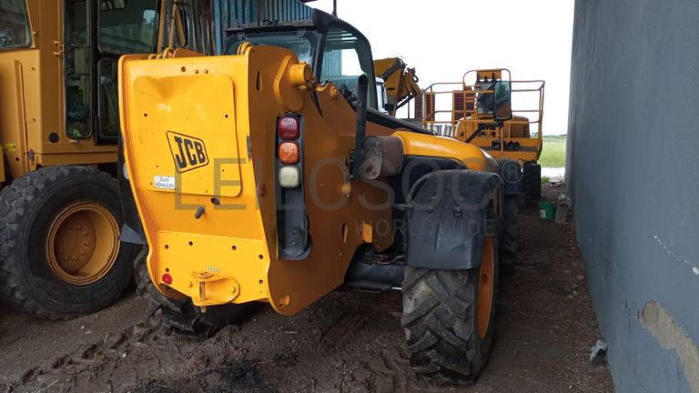 Multifunções JCB ·