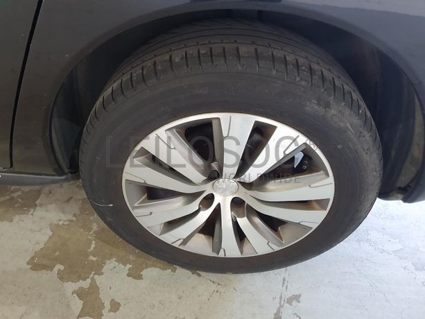 Peugeot 3008 1.6 BlueHDI · Ano 2015