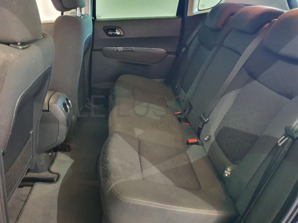 Peugeot 3008 1.6 BlueHDI · Ano 2015