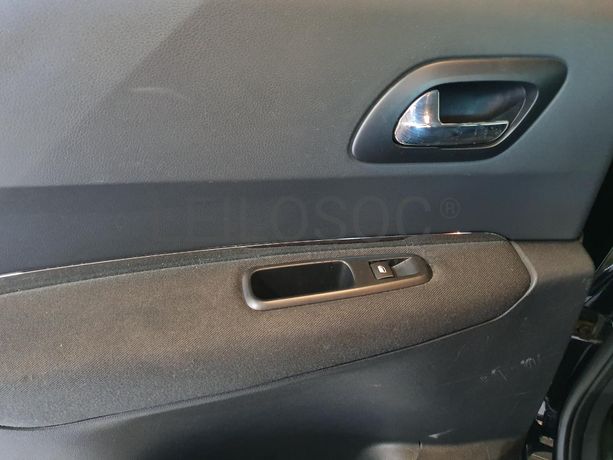 Peugeot 3008 1.6 BlueHDI · Ano 2015