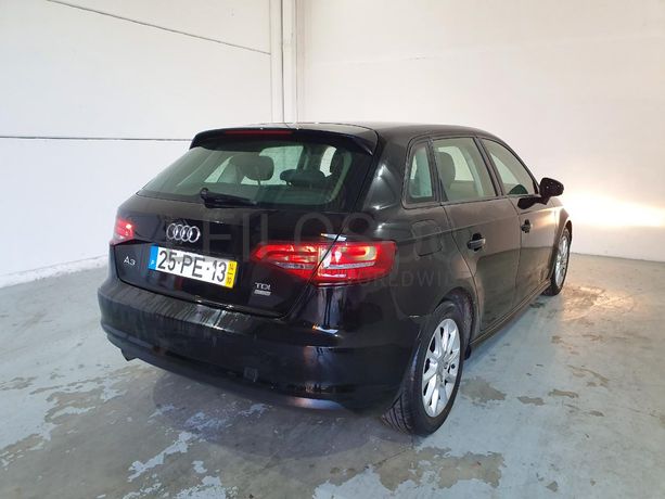 Audi A3 1.6 TDI · Ano 2014