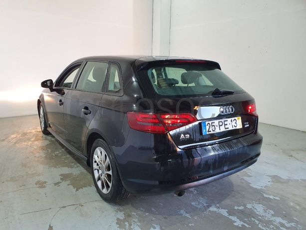 Audi A3 1.6 TDI · Ano 2014