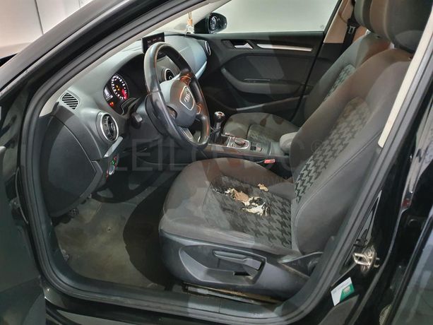 Audi A3 1.6 TDI · Ano 2014