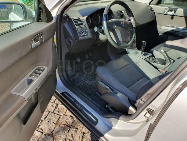 Volvo V50 2.0D · Ano 2005