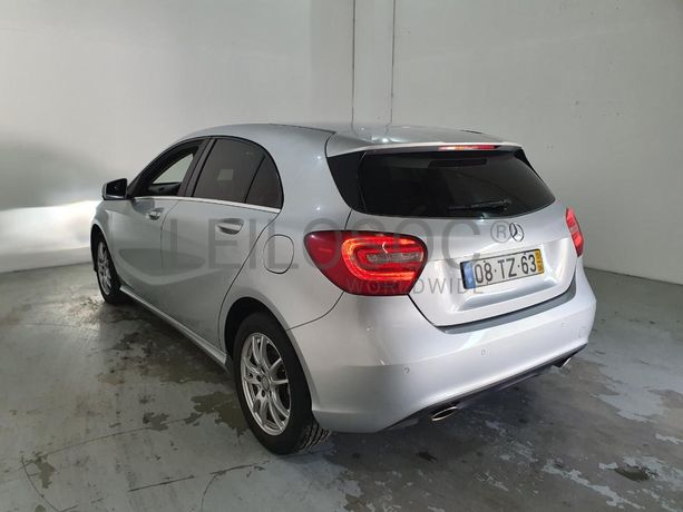 Mercedes-Benz A180 1.5CDI · Ano 2013