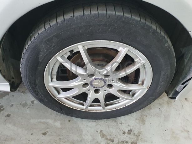 Mercedes-Benz A180 1.5CDI · Ano 2013