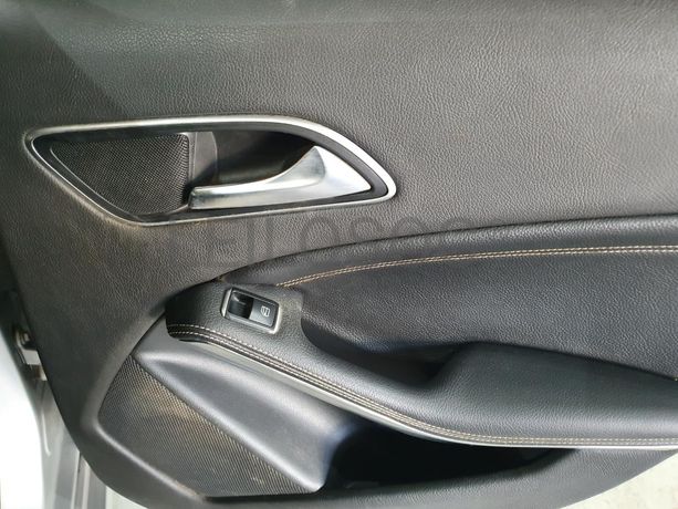 Mercedes-Benz A180 1.5CDI · Ano 2013