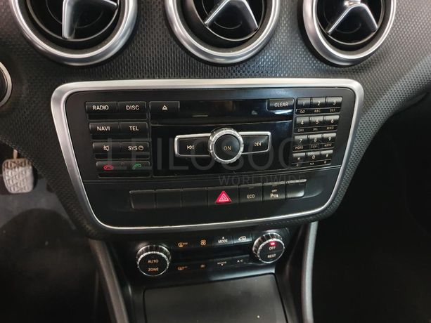 Mercedes-Benz A180 1.5CDI · Ano 2013