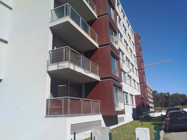 Apartamento T3 c/ Garagem  · Vila Nova de Gaia