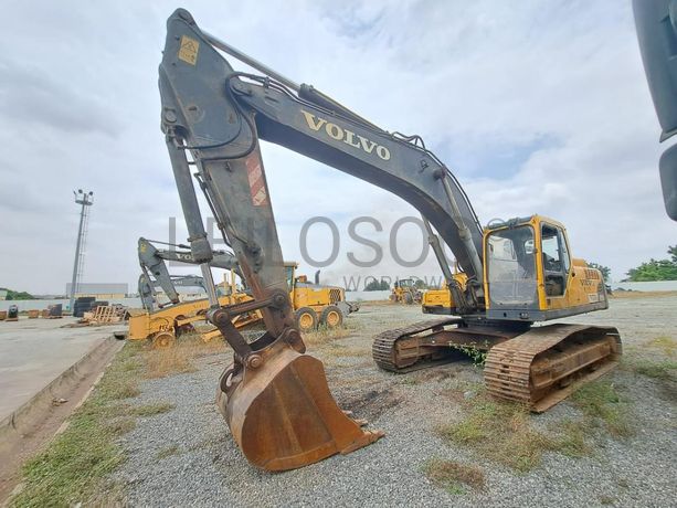 Escavadora VOLVO EC290BLC · Viana