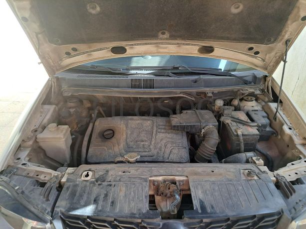 Veículo NISSAN Pathfinder · Viana