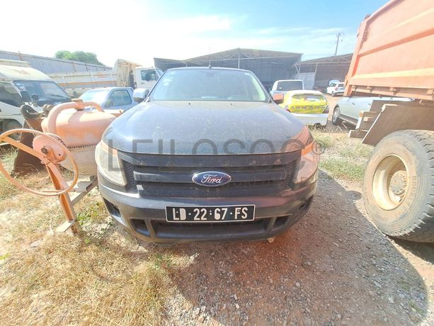Veículo FORD RANGER · Viana